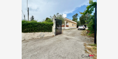 immagine-Casa di Campagna Indipendente con Terreno e Terrazzo di Pertinenza Contrada Campana, 96010 Melilli SR, Italia | Fuori Zona - Villa